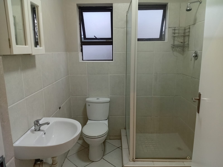 To Let 3 Bedroom Property for Rent in Abbotsford Eastern Cape